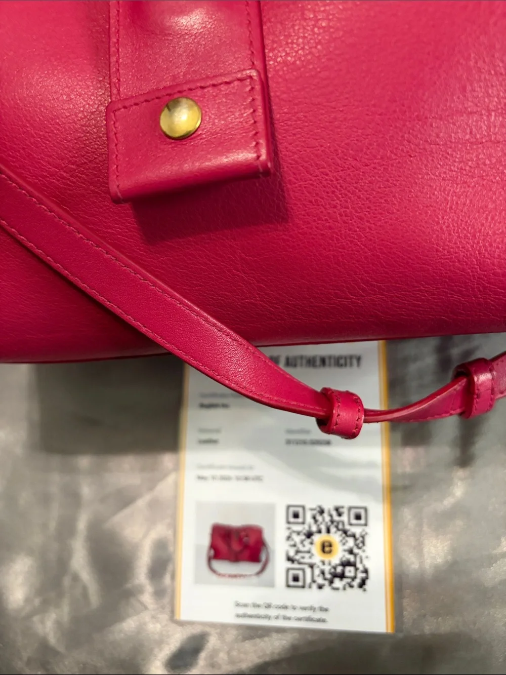 Yves Saint Laurent Pink Calfskin Leather Cabas ChYc Crossbody Bag - Picture 3 of 10